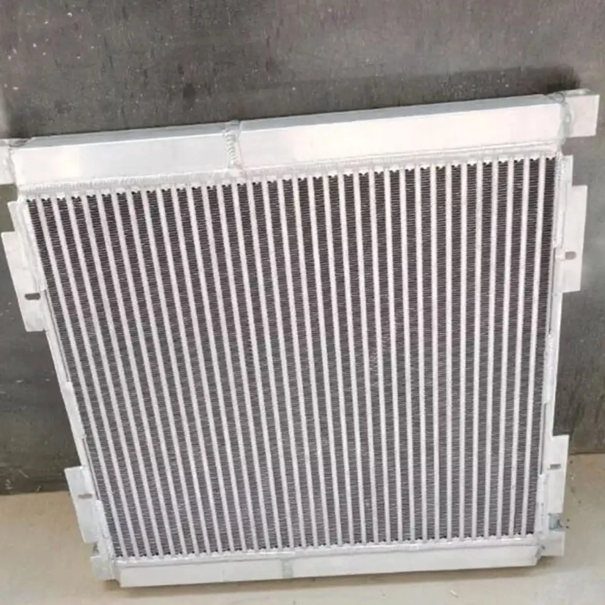 Oil Cooler 87441876 For Case 570MXT 580M 580N 580SN 586G 586H 588G 588H 590SM