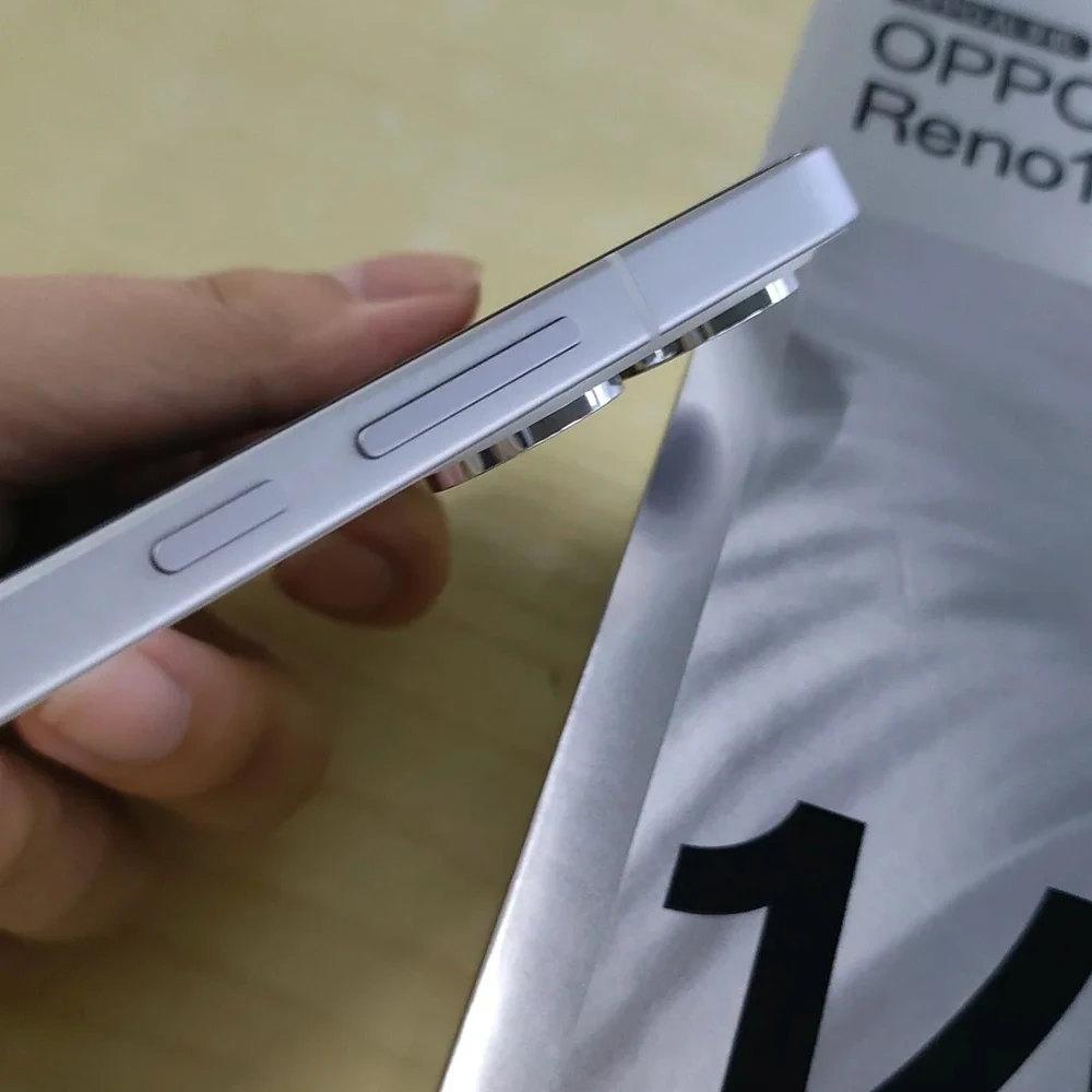 오포 리노 14 스마트폰 80W 고속 충전 50MP 카메라 6.59인치 AMOLED 120Hz 미디어텍 디멘시티 8350 IP69 방수 6000mAh 배터리 구글 플레이 지원