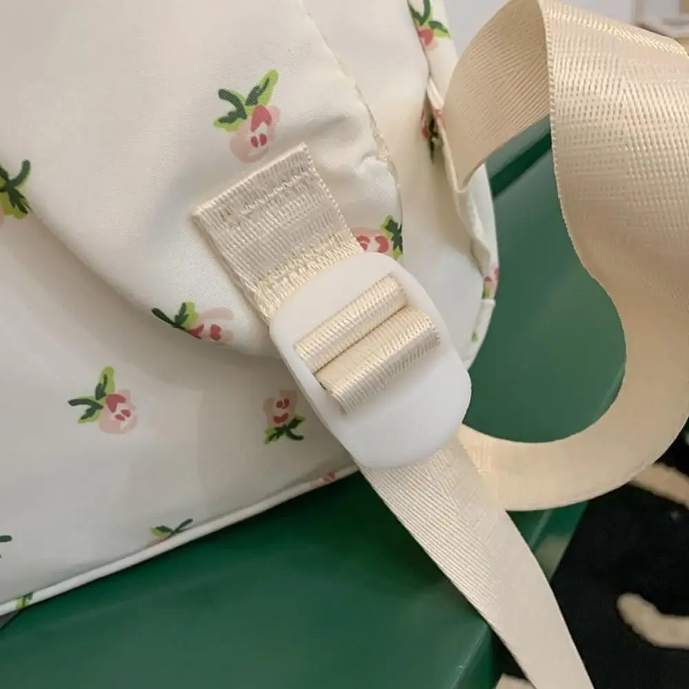 

Нейлоновая студенческая школьная сумка, большой вместительный женский рюкзак с цветочным узором и подвеской, дорожный рюкзак в консервативном стиле