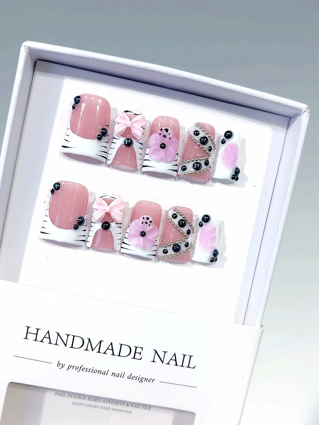 

Модный носимый дизайн ногтей во французском стиле с бантом (L268)