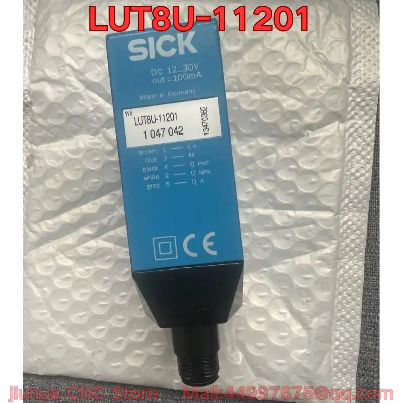 The second-hand LUT8U-11201 fluorescent sensor needs to be negotiated for normal function test.