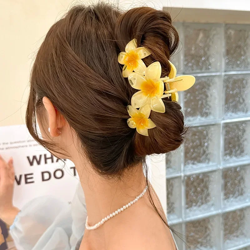 3ps Seaside Summer Flower Hairpin Beach Vacation Back Head Grab Hair Clips Large Shark Clip Plumeria Headwear Hair Accessories image 2