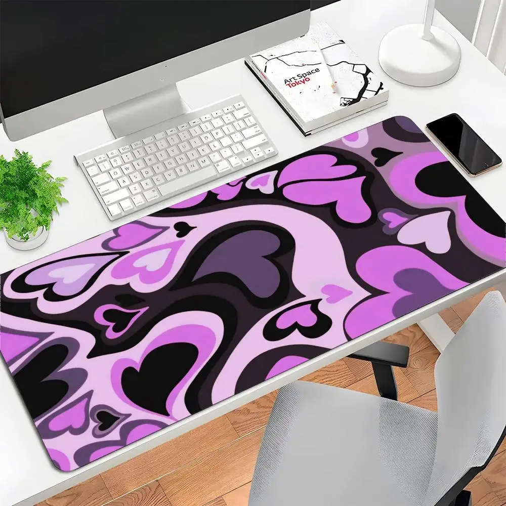 Gradient Heart Large Desk Mat Sweet Cool Girl Style Non-Slip Stitched Edge Mouse Pad for Office Study Gaming
