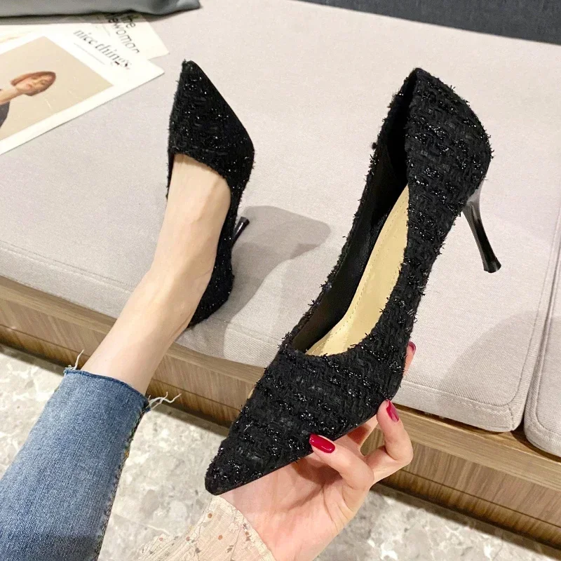 2024 New Autumn Brand Designer High Heels Luxury Pearl Crystal Bowtie White Wedding Shoes Women Pumps Thin Heeled Party Shoes