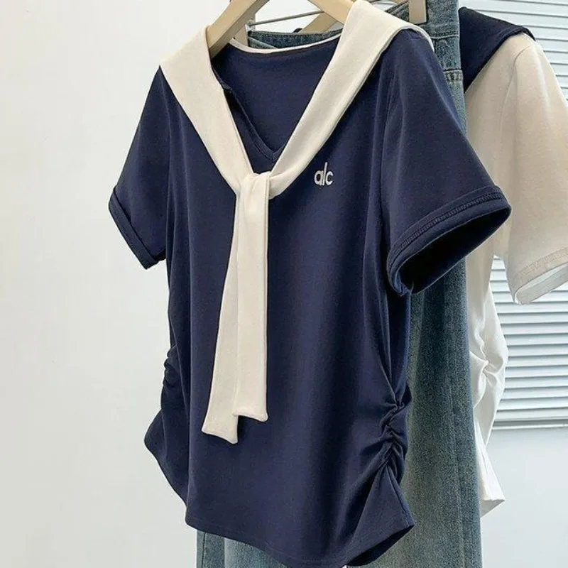 Large-sized Shawl V-neck Embroidered Arc-shaped Short-sleeved T-shirt Summer Style  Slimming Concealing Casual Top Chubby Girls