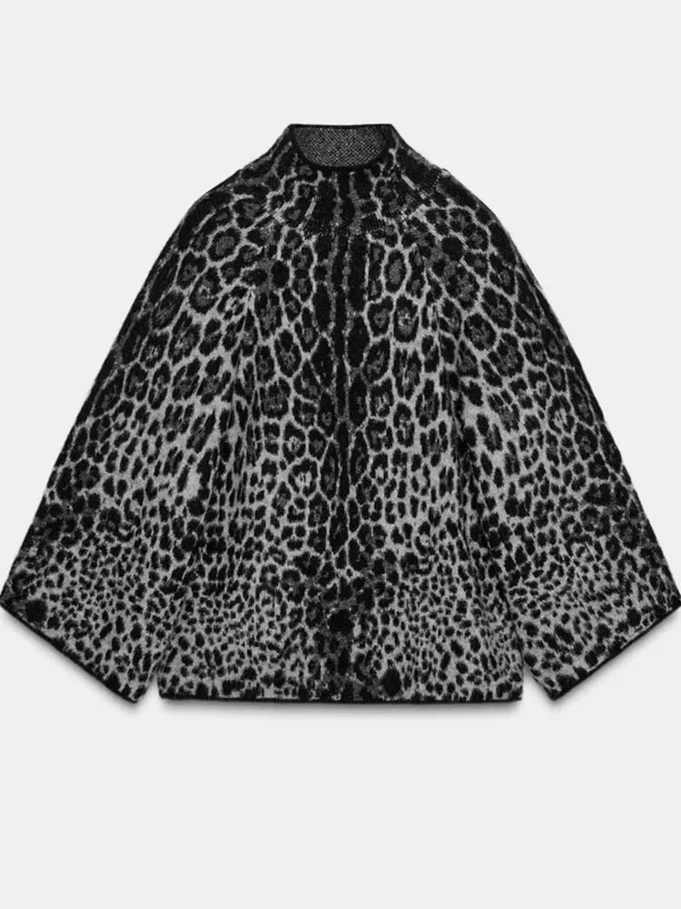 

2025 Winter New Lazy Sle Retro Stand Collar Animal Pattern Knitted Sweater Women's Loose Fit Long Sve Polyester Fiber