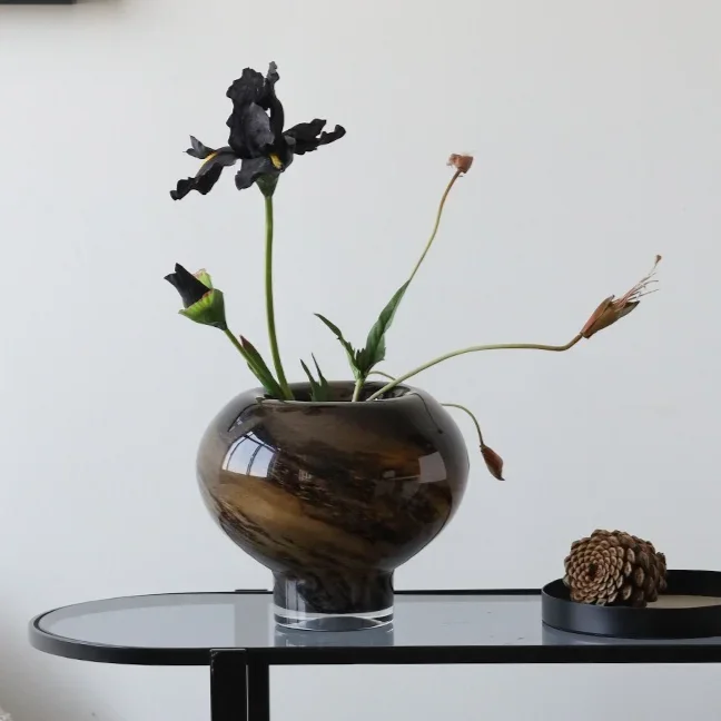 Brown Glass Vase Hand Blown Round Ball Glass Flower Vase Table Home Decoration Flower Art Flower Arrangement Hydroponic Vessels