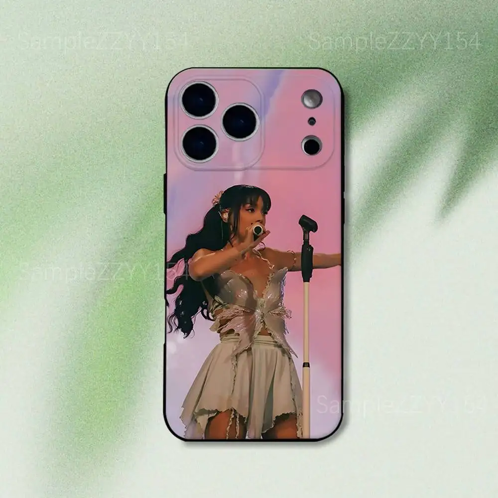 아이리바 인 리베 가수 아이폰 케이스 (아이폰 17, 16, 15, 14, 13, 12, Pro, Max, Plus, E, SE4, Air, Mini) 블랙 소프트 펀다