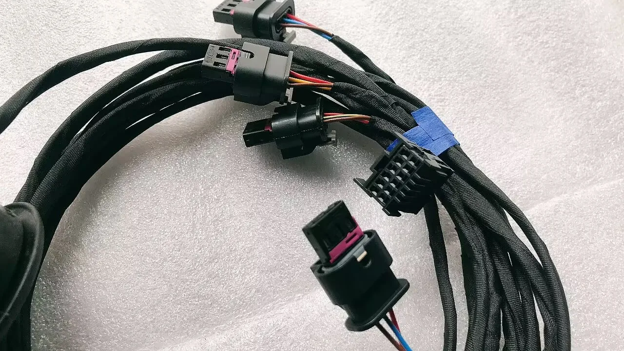 Dolphin Automotive Rallonge de 4 m pour kit de capteur de stationnement DPS400 et écran DPS450