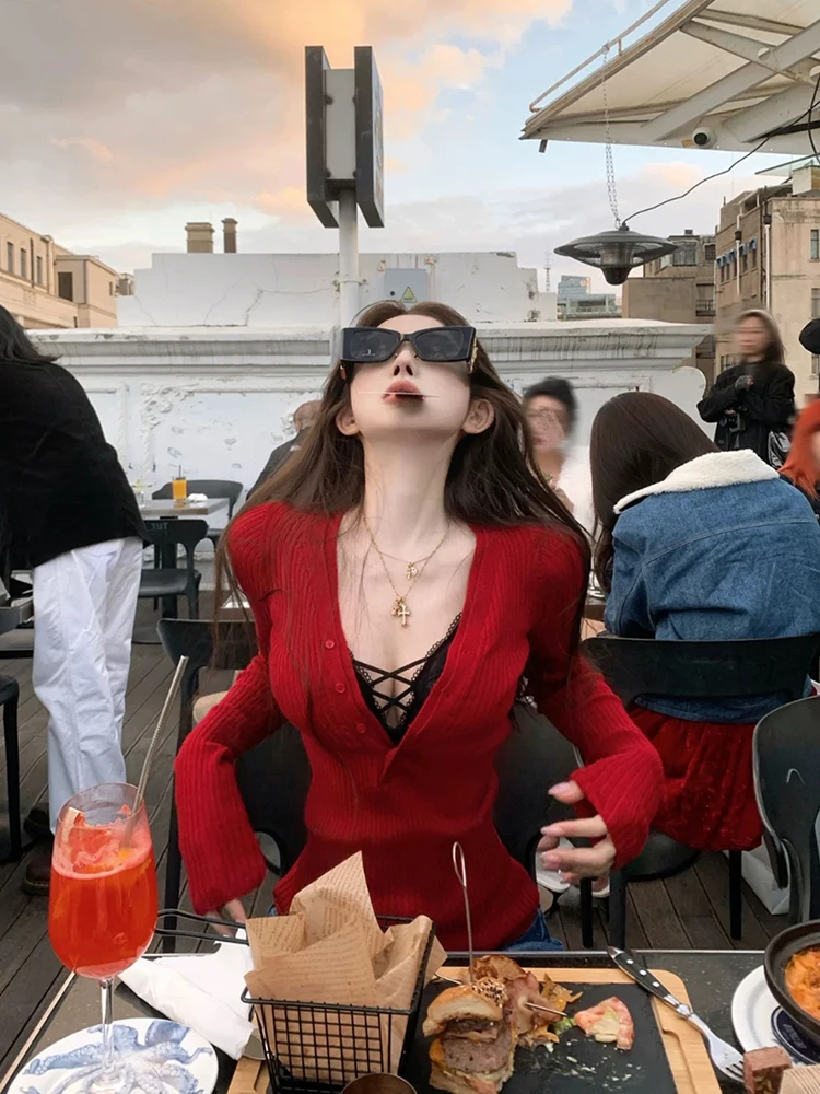 

Красный вязаный топ с V-образным вырезом, женский облегающий базовый слой, комплект нижнего белья с кружевной отделкой, сексуальный корейский стиль, с длинными рукавами