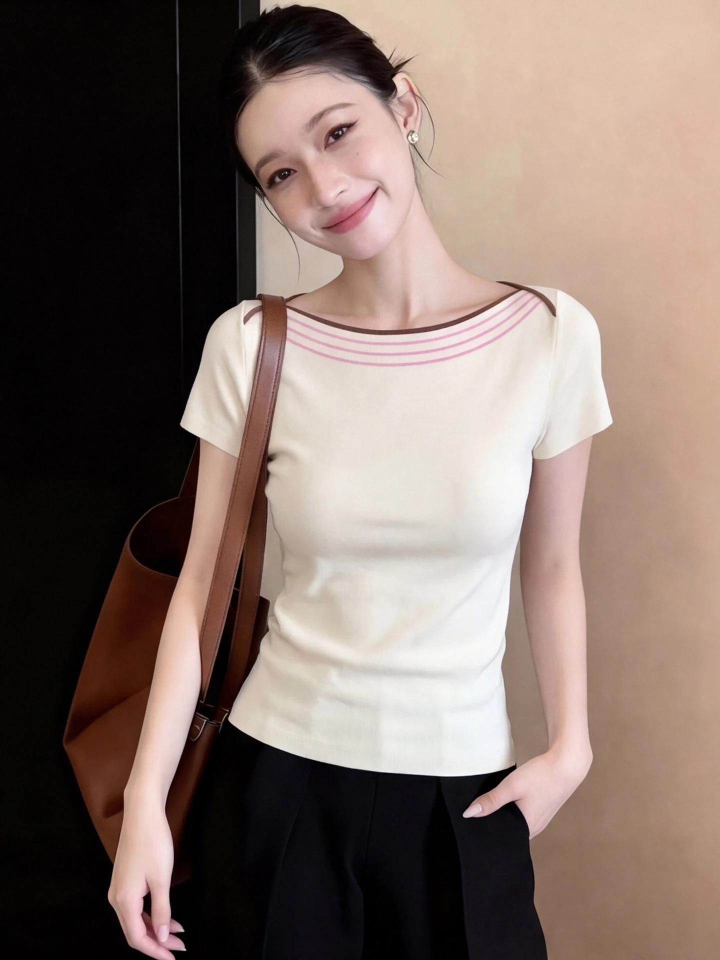 

Unique Stylish Short Sleeve T-Shirt Women's Design Sensation Not Repeating Fashionable Korean Style Commute Short T-Shirt