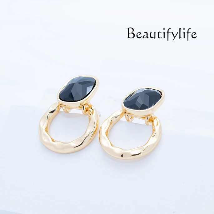 Black temperament ear clips without ear piercings women's new niche high-end mosquito coil disc retro Hong Kong style earrings