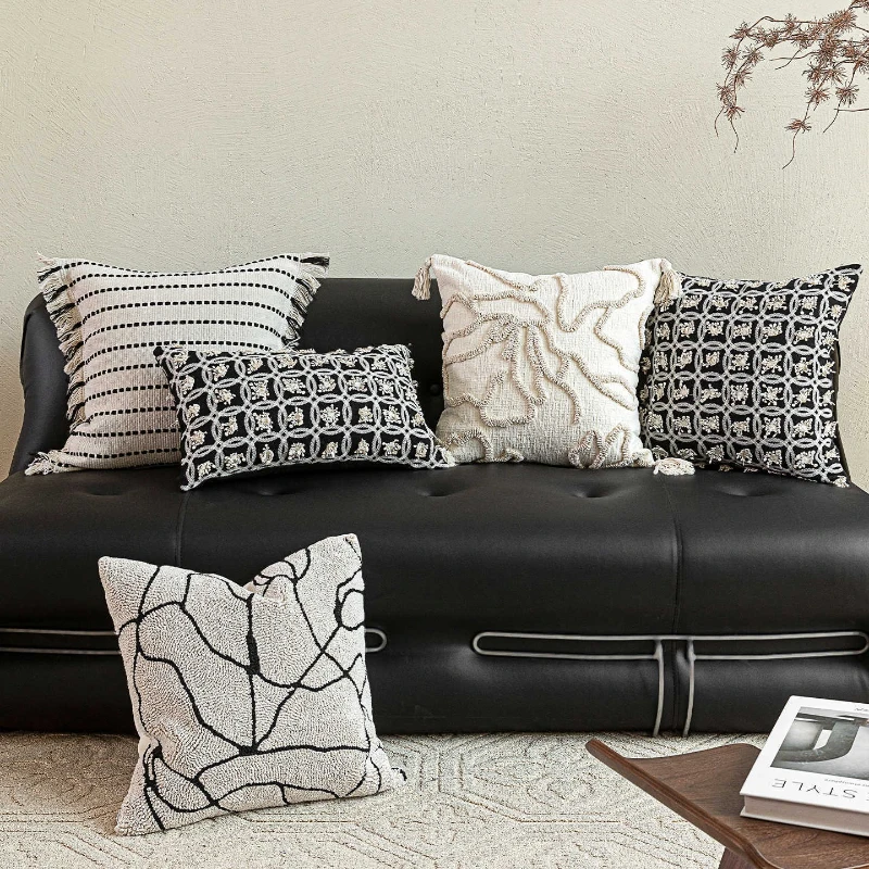 

Modern Black and White Tufted Cushion Cover Advanced Luxury Fully Embroidered Pillow Cover Cotton and Linen Retro Pillow Case