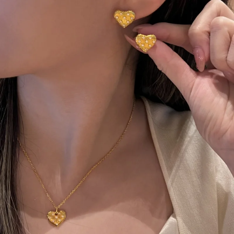 

Новое модное ожерелье в форме сердца из стерлингового серебра 925 пробы - ожерелье на ключицу с гравировкой в форме сердца персикового цвета для женщин.