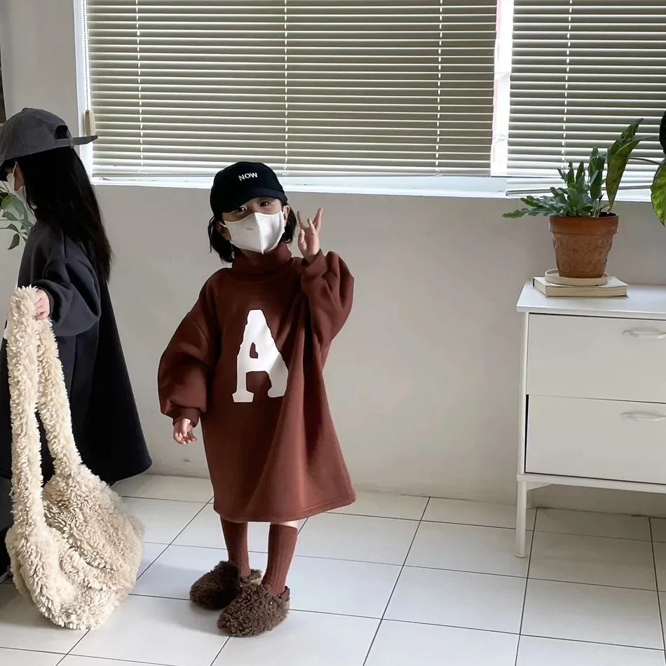 Vestido de terciopelo grueso para niñas de 2 a 12 años, sudaderas con capucha de manga larga y cuello alto, trajes casuales cálidos para niños