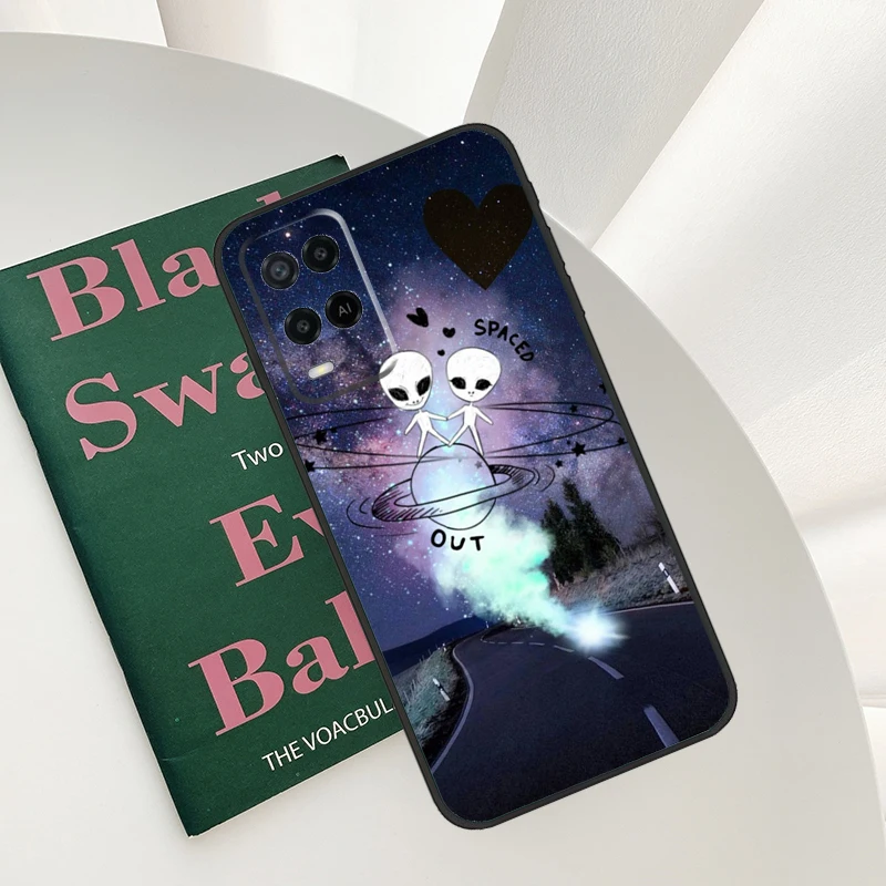 Estética alienígena espaço menina caso para oppo a15 a16 a17 a58 a78 a98 a5 a9 a91 a52 a72 a76 a96 a74 a94 a54 s a57 a77 capa