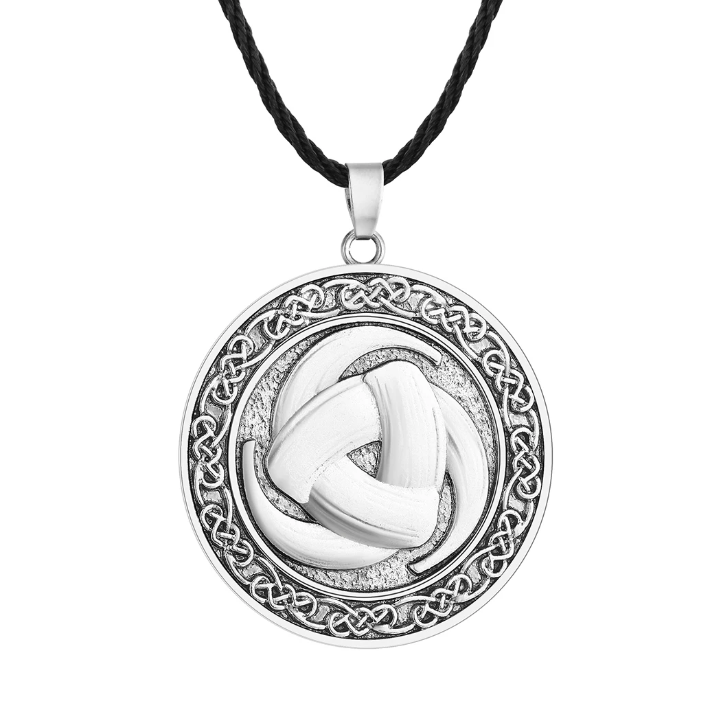 Viking Triple Horn Triskelion Necklace Men Women Multiple Punk Gothic Style Norse Amulet Pendant Slavic Talisman Jewelry for Boy