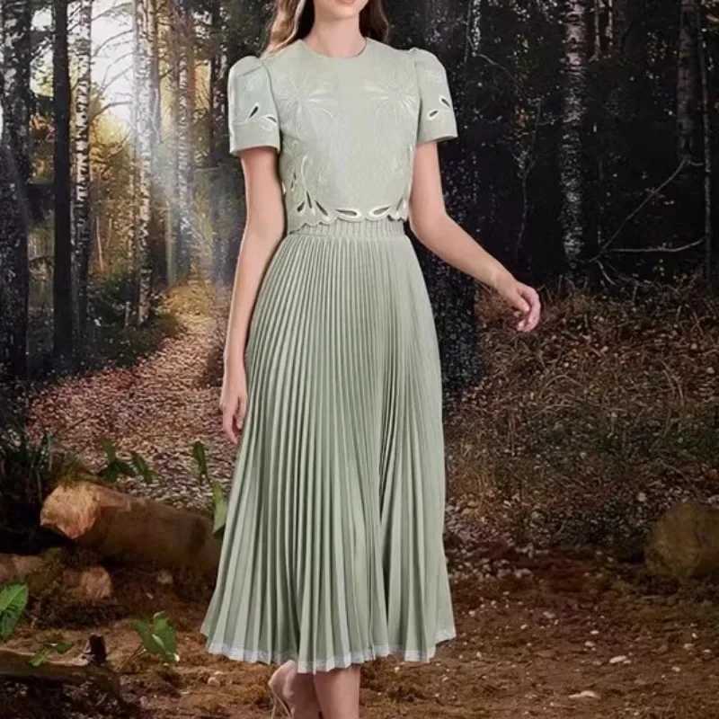 Vintage Floral Embroidery Green Tops + Pleated Skirts Women Summer Elegant Party Two Piece Sets Lady Runway Design Skirts Sets