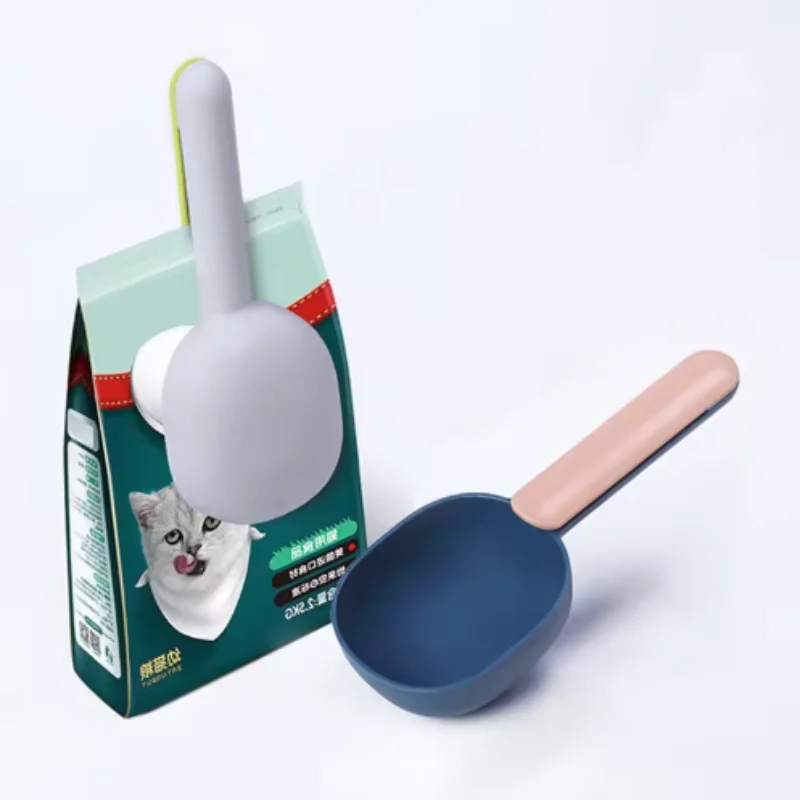 Dog Food Scoop Multifunctional Pet Feeding Spoon with Sealing Clip Grade Plastic Cat Food Dedicated Measuring Spoon