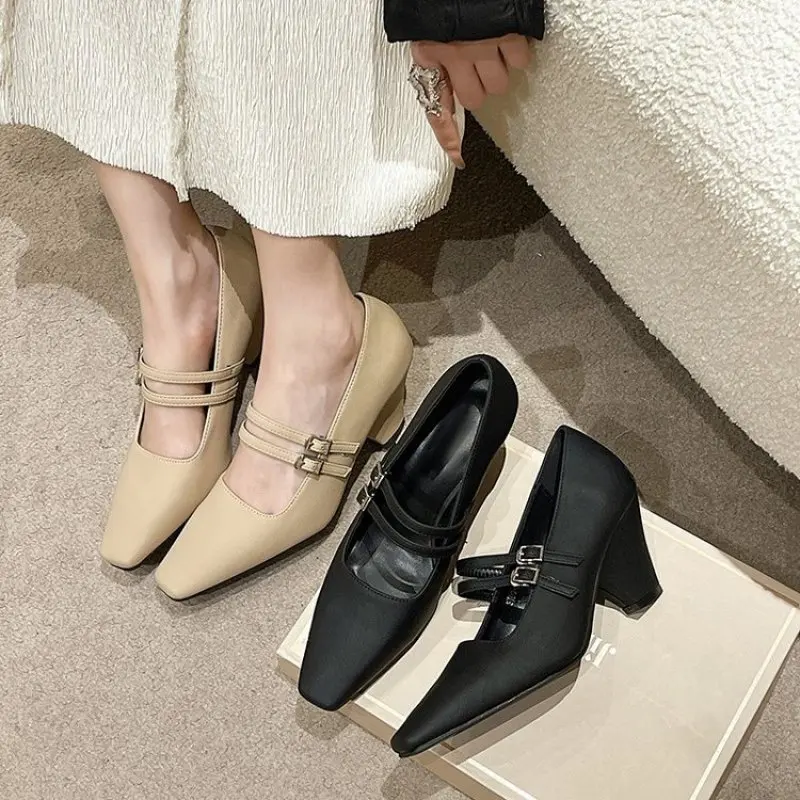 

2024 New Arrivals Women Pumps Shallow Slip On Thick High Heels khaki black Belt Buckle Office Pumps Shoes 35-40 English Style