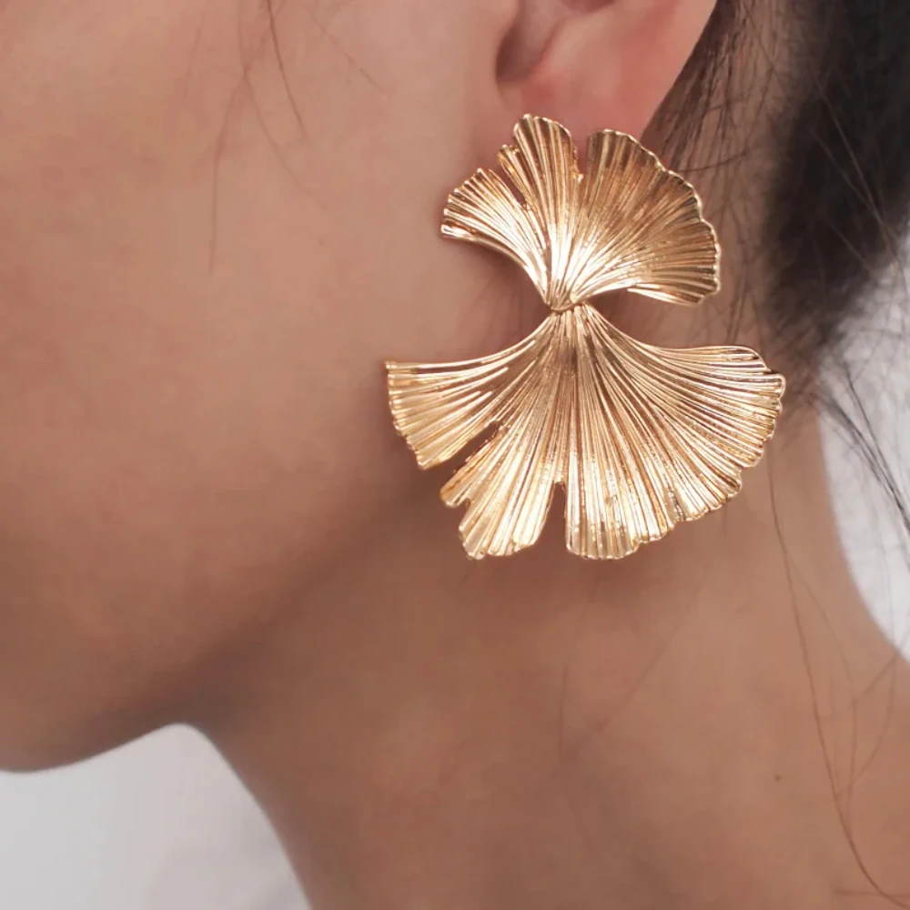 Pendientes bohemios geométricos de Color dorado con forma de hoja de Ginkgo Biloba para mujer, accesorios de joyería Punk