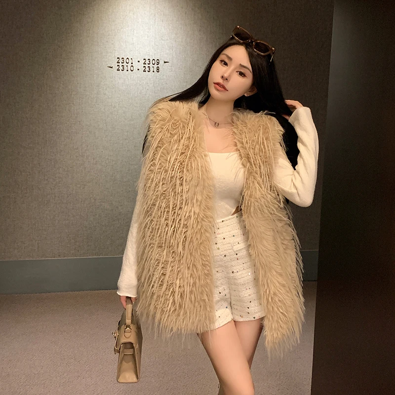 Winter Autumn Women Faux Fur Women Coat New Korean Fashion Lady Light Warm Faux Fur Vest with Tassels