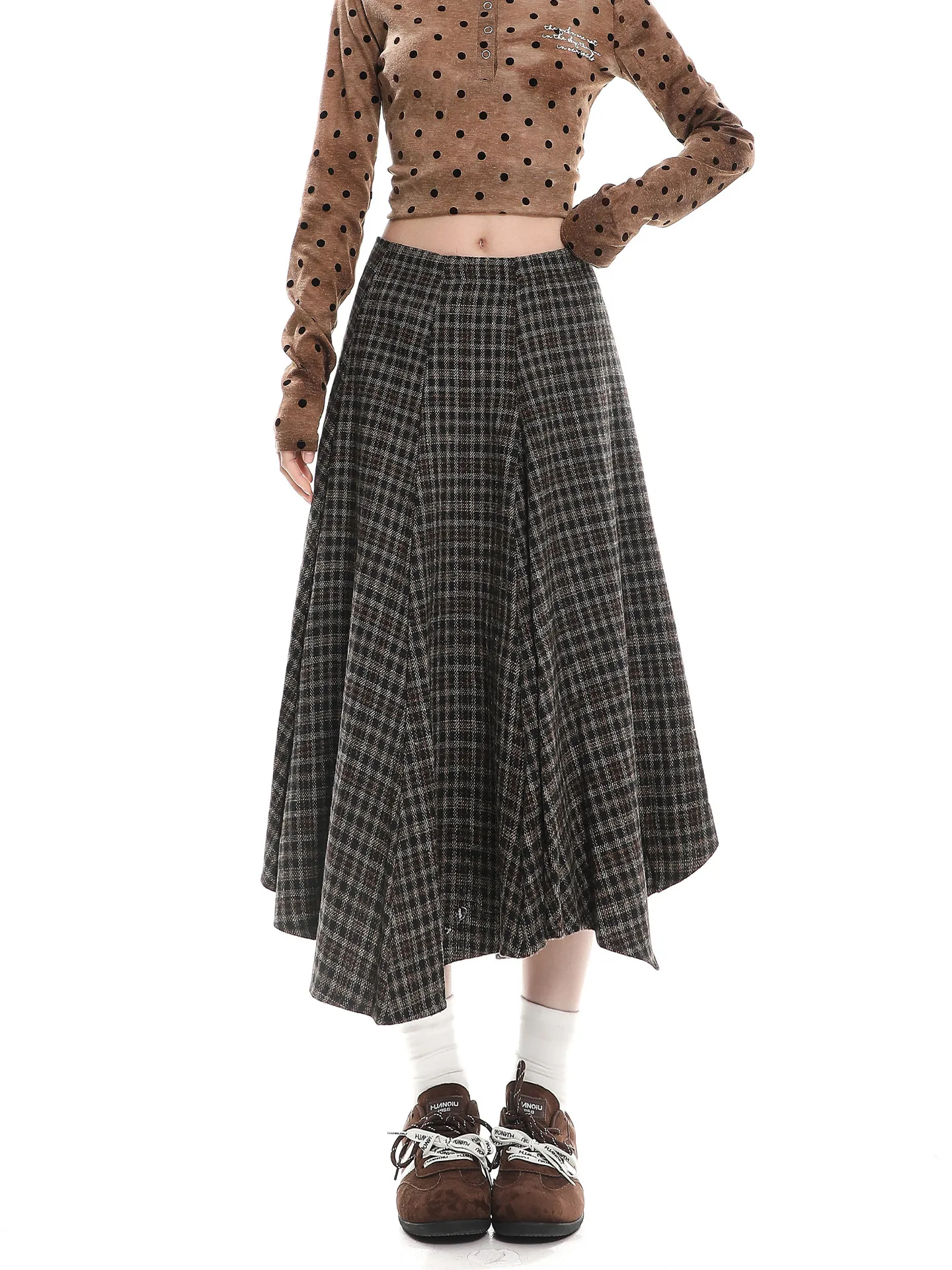 

Американская ретро-юбка А-силуэта в клетку, женская, с завышенной талией, асимметричная, миди, весна 2026, элегантная и красивая