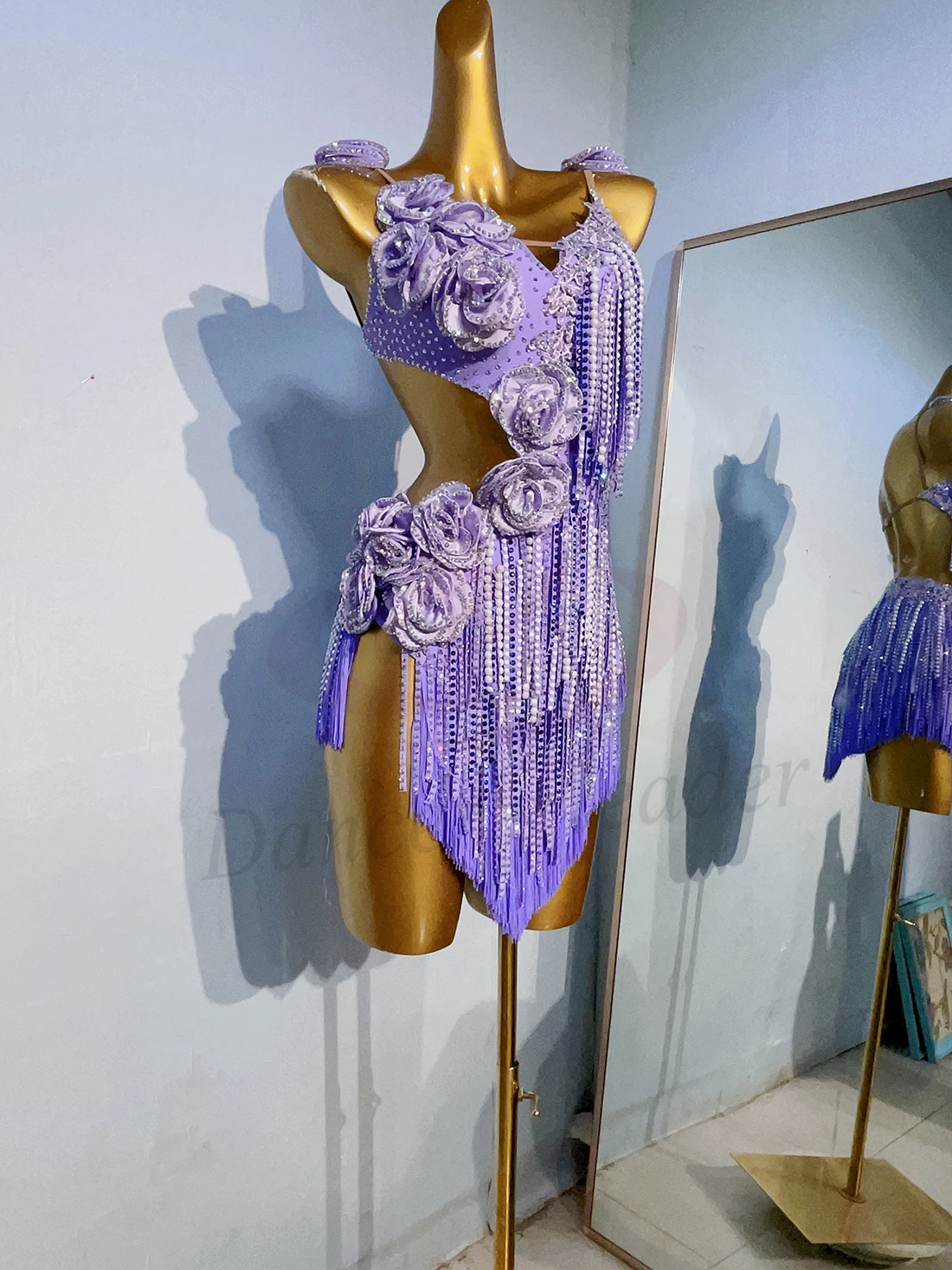 الرقص اللاتيني حجر الراين المرأة الراقية مخصصة لؤلؤة الماس شريط شرابة فستان زهري فستان رقص السامبا فستان الأداء