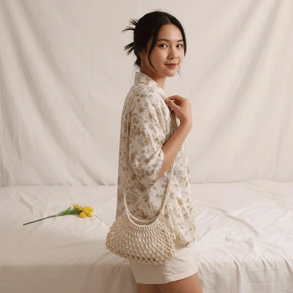 

Large Capacity Crochet Shoulder Pouch Lightweight Net Pouch Yarn Woven Crossbody Bag Small Pouch Handbag Hollow Fishnet Bag