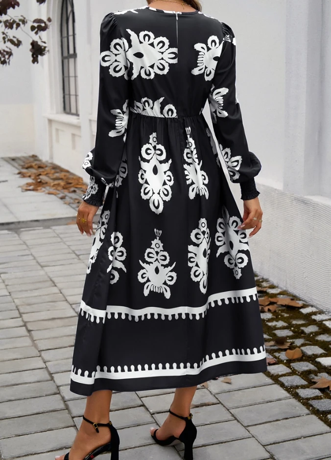 Dresses Woman Summer 2024 Trend Temperament Contrasting Print V-Neck Long Sleeved Dress