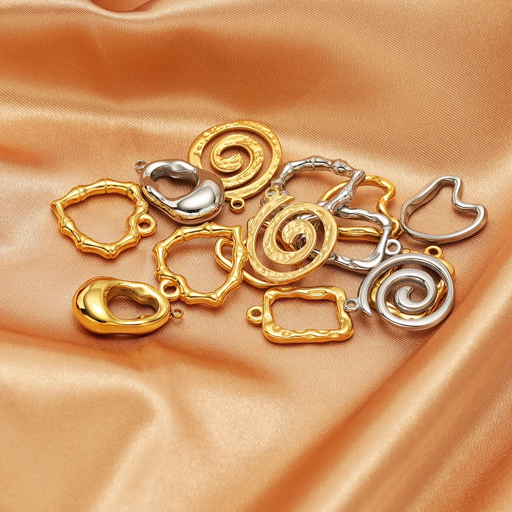 5 Stück Edelstahl Trendige Metall-Herzanhänger Goldene Halskette Armband DIY Ohrhänger Anhänger Zubehör – Detail 5