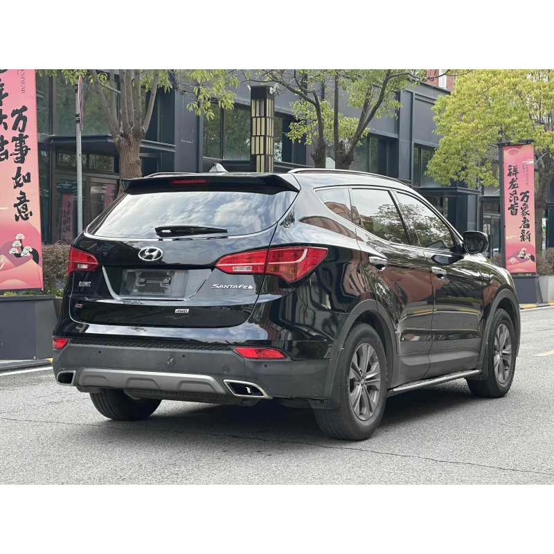 Best Sale for 2022 2013 Hyundai Santa Fe Wholesale Price Used Cheap Cars Sport 2.4L 4dr SUV Audio Controls on Steering Wheel