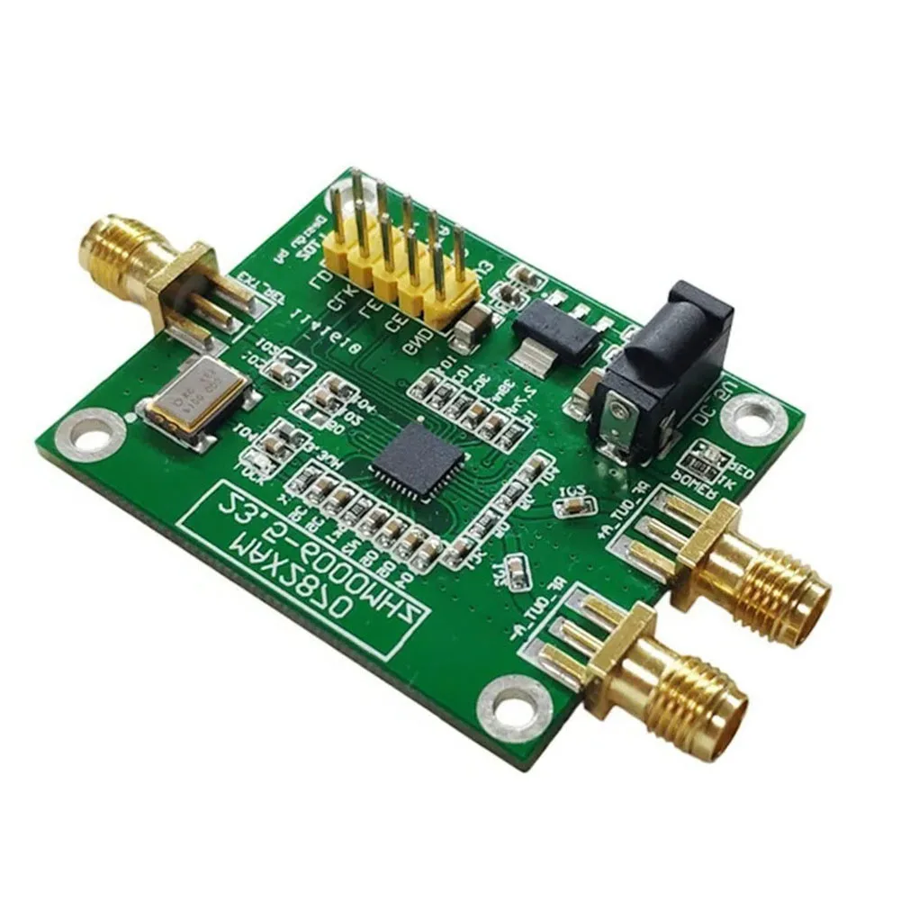 

RF Signal Source Signal Generator Module Three-wire Control LL VCO W/ MAX2870 RF Signal Source 100MHz Reference