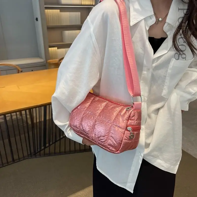 Silver Small Casual Quilted Nylon Shoulder Bags For Women 2023 New Trendy Handbags Designer Padded Crossbody Bag