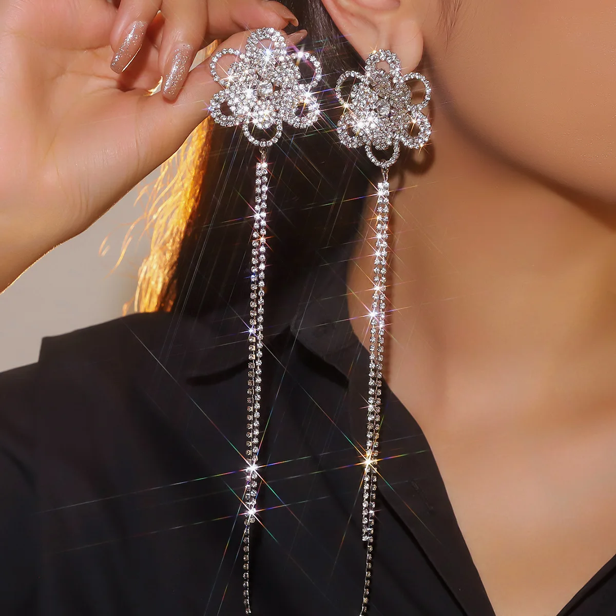 High-end luxury long 2-line tassel earrings for women, floral stud earrings, shiny bridal earrings