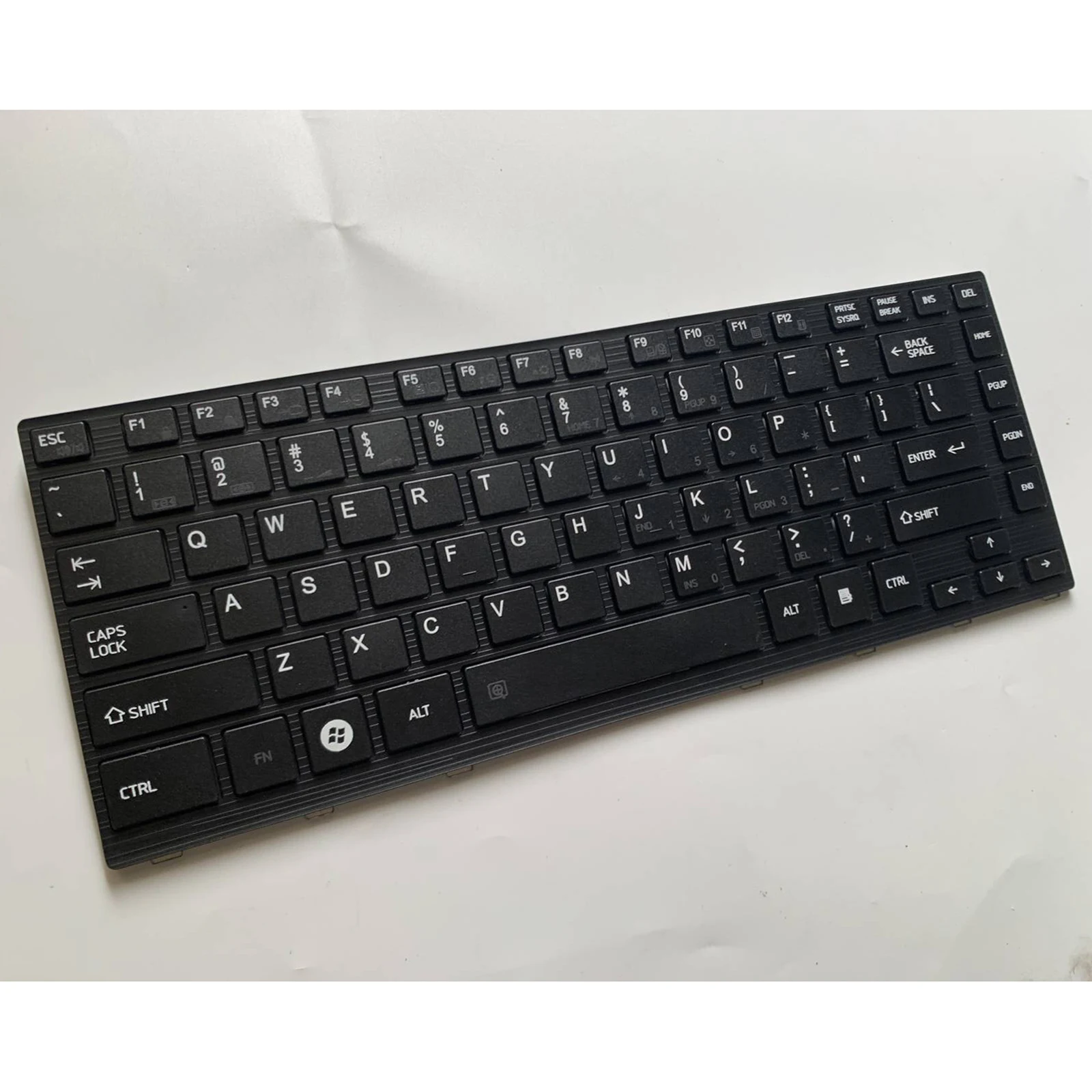 

for Toshiba Satellite M650 M645 P745 M640 Laptop keyboard US Layout