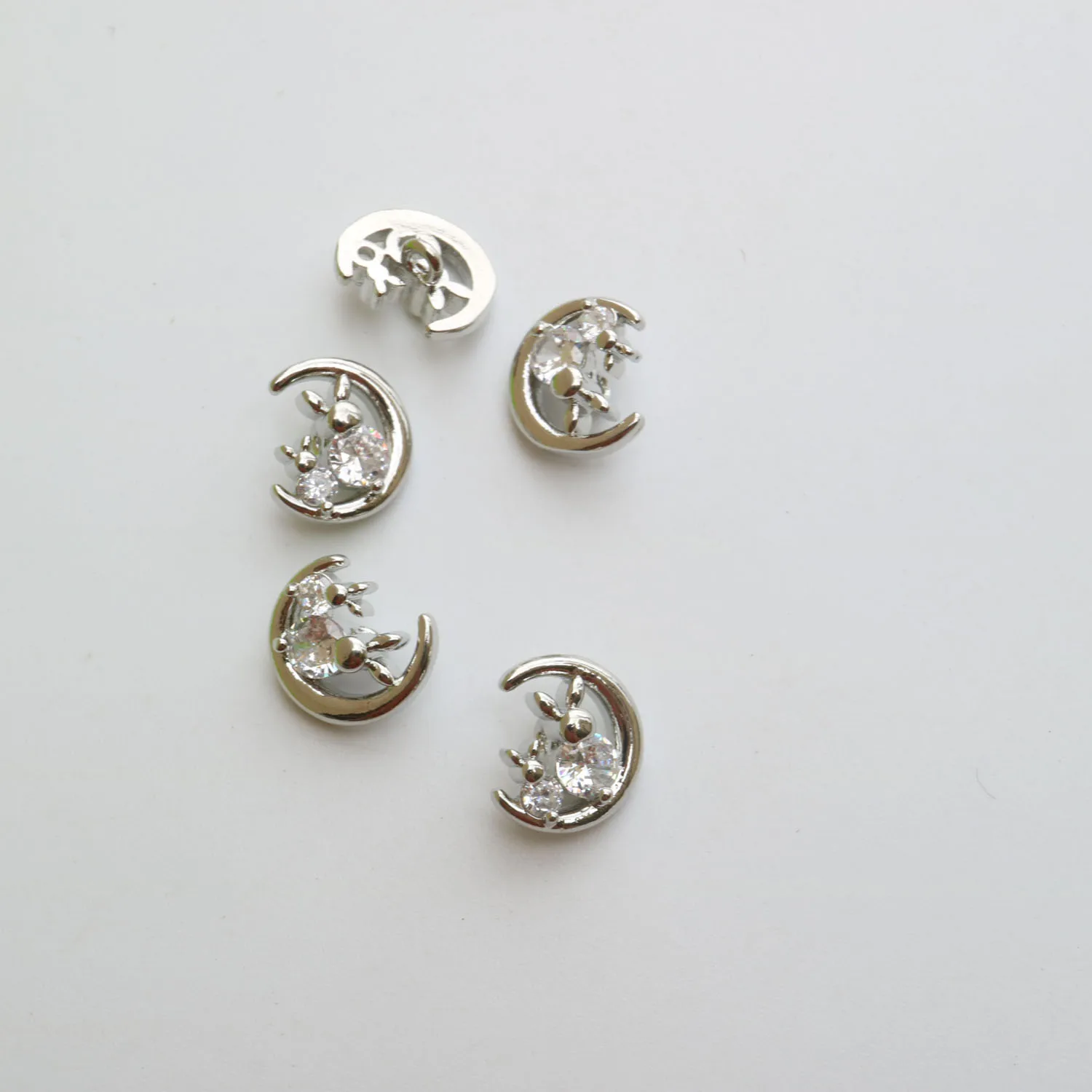 5pc/lot Shining crystal flower buttons Cubic zirconia button for shirt Decorative CZ sewing buttons for cashmere Knit cardigan