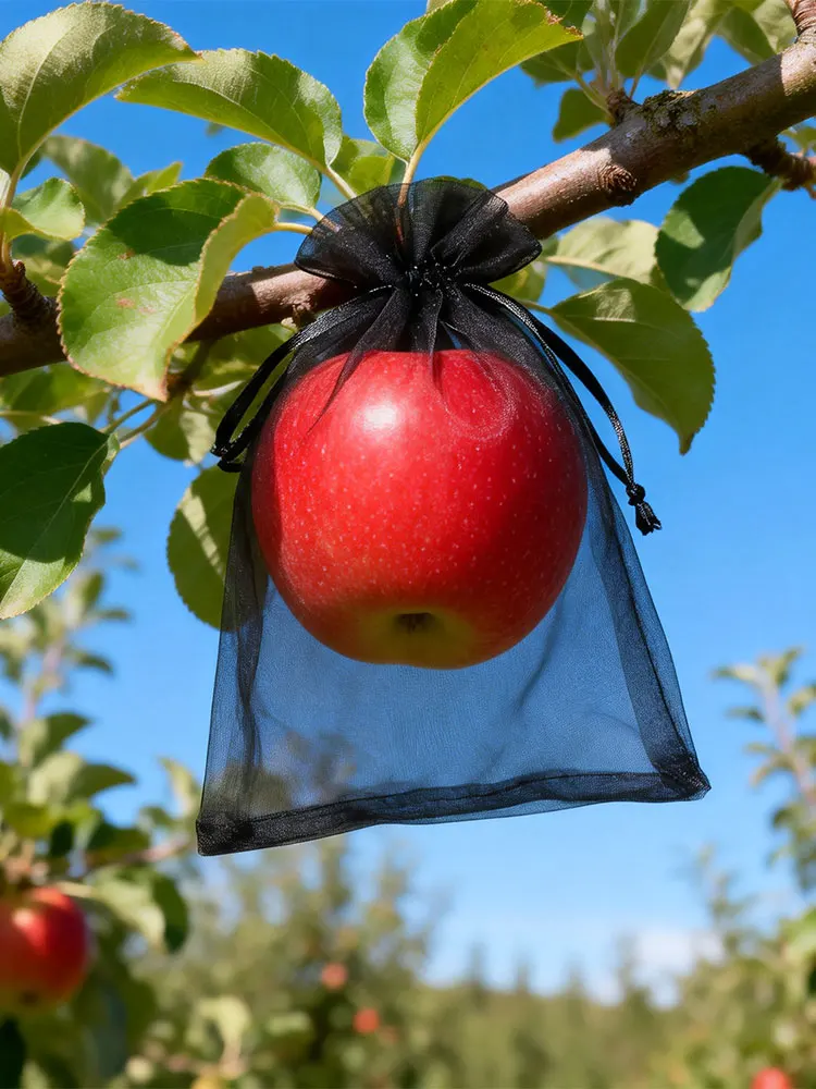 100 black, breathable organza mesh bags, ideal for protecting fruit from damage and for holding candy and other items