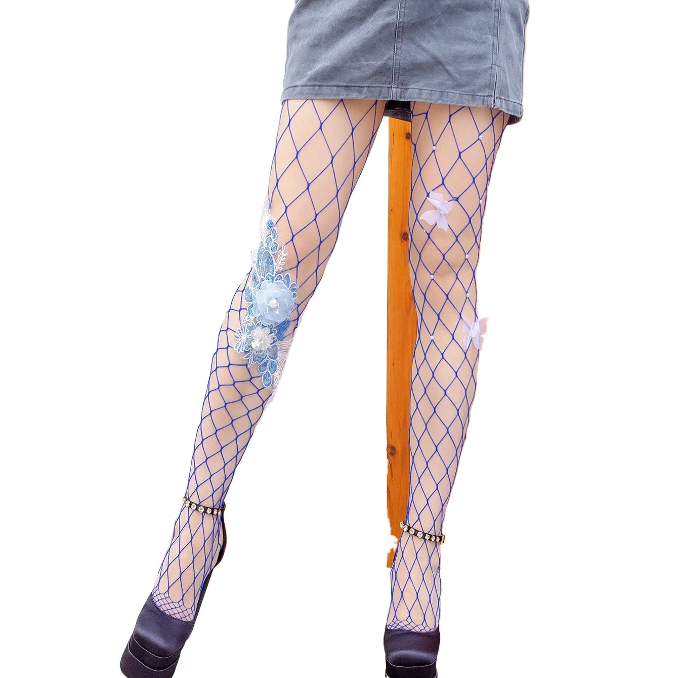 Y2K New Hot Retro Diamond Large Mesh Flower Pearl Skin Tone Embroidery Vintage Big Flower Women's Jumpsuit & Large Mesh Socks