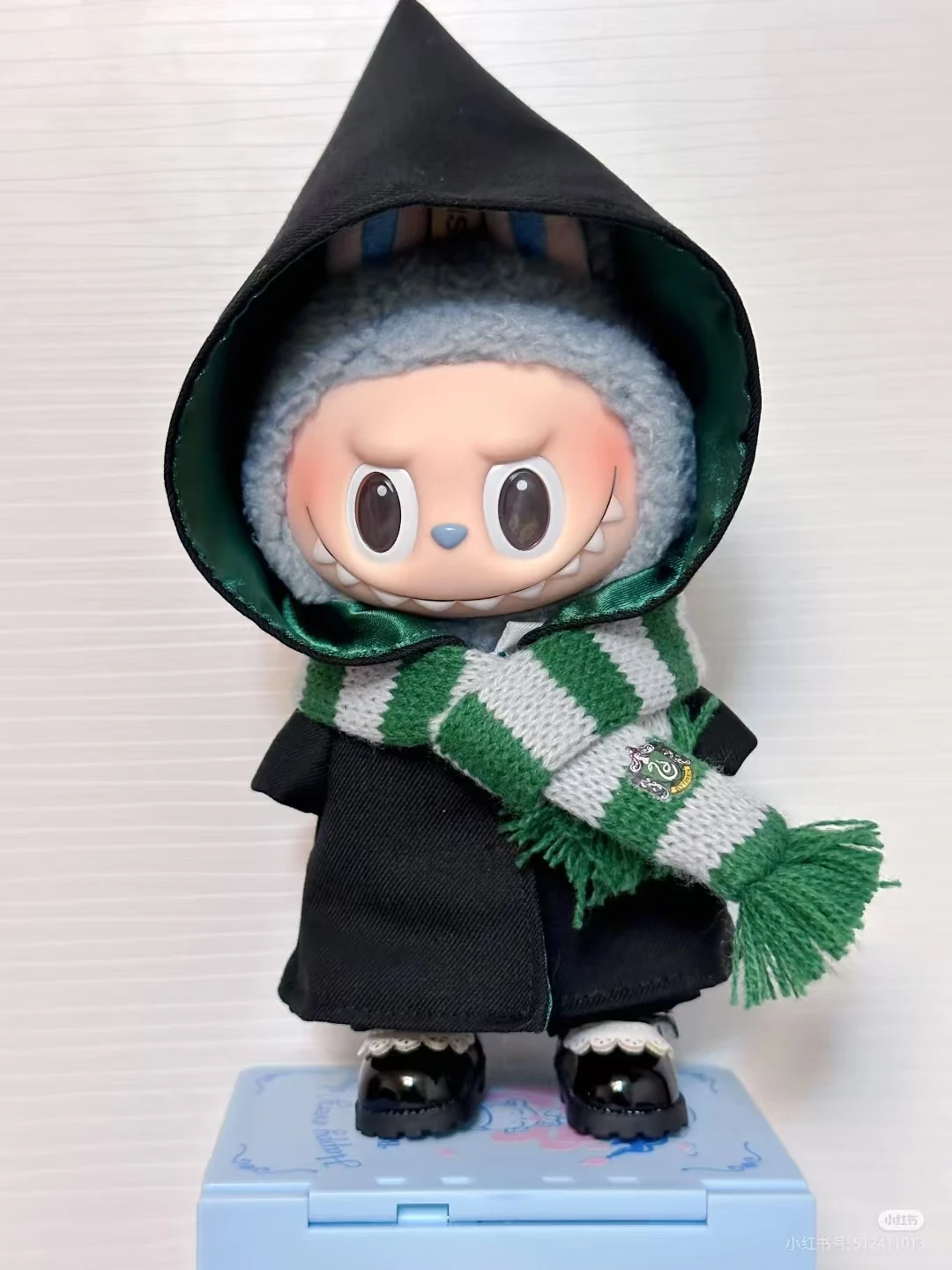 สําหรับ 17 ซม.Labubu แฟชั่นชุดเสื้อคลุมตุ๊กตาไวนิลเสื้อผ้าตกแต่ง Magic Academy สไตล์เสื้อผ้ารองเท้าแว่นตาอุปกรณ์เสริมของขวัญ
