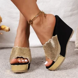 New Sandals Summer 2024 New Women Slippers Wedges Platform Beach Flip Flops Trend High Heels Ladies Shoes Pumps Thick Slides