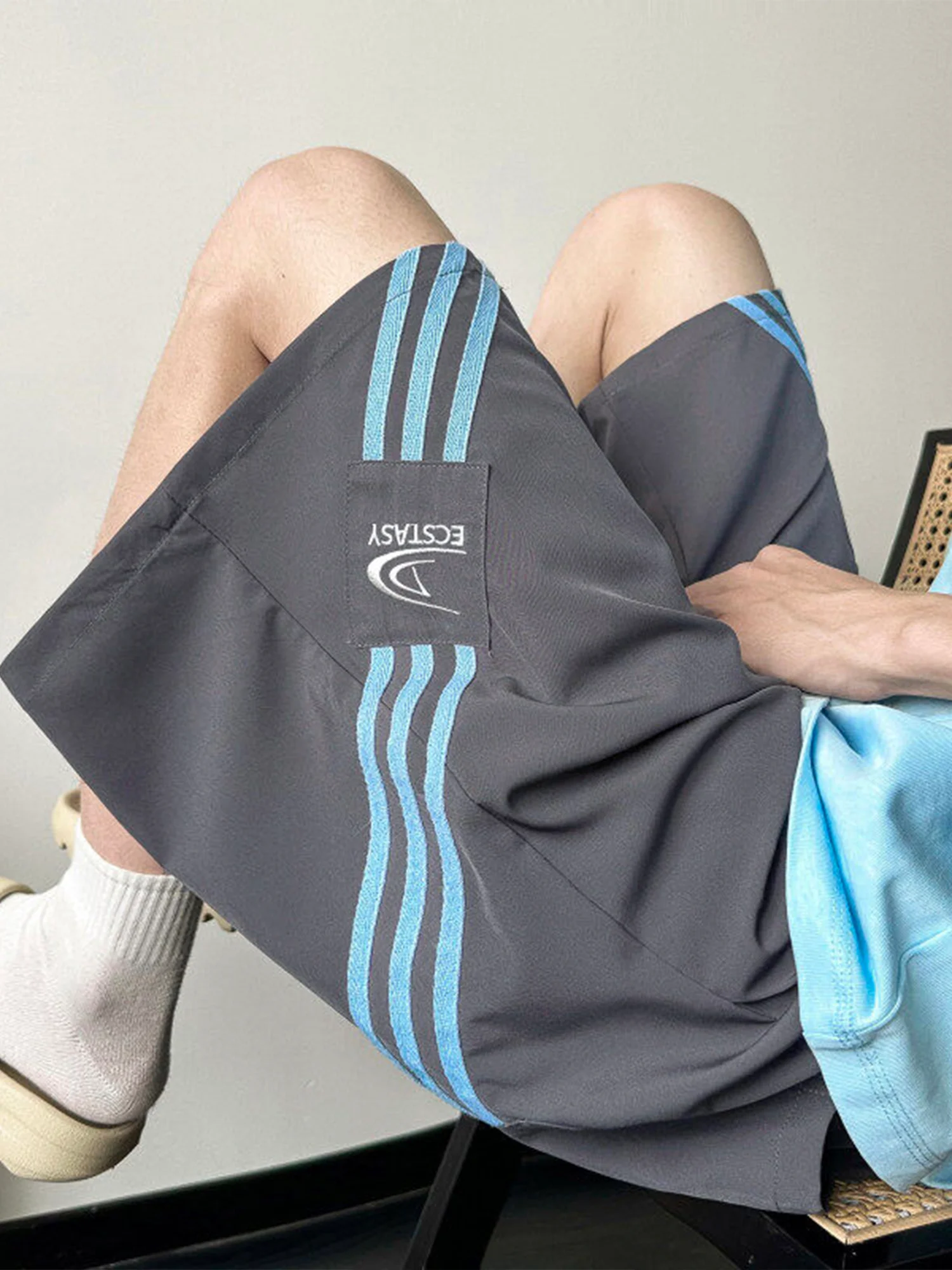 

Мужские летние спортивные шорты из ледяного шелка: тонкие, прямые, свободные, для баскетбола, с охлаждающим эффектом, легкие, дышащие, с эластичным поясом