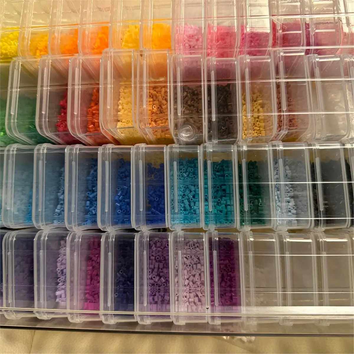 Multi-use Gear Transparent Storage Box with 75 Small Compartments - Ideal for Small Jewelry and DIY Craft Accessories