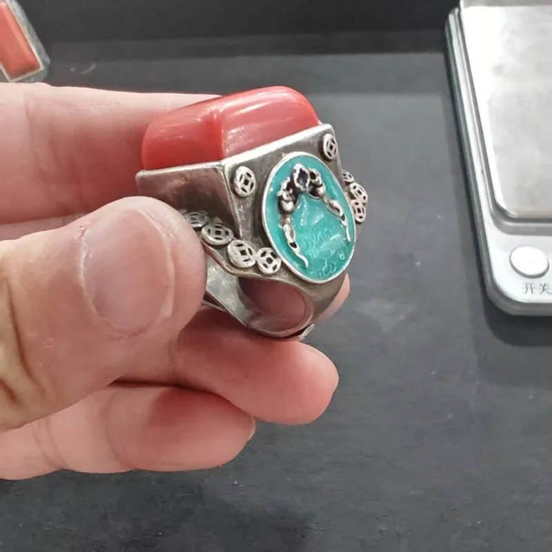 Antiker Ethnischer Emaille-Drachenring Unisex Rechteckiger Roter Stein Vintage Breiter Ring Münzmuster Unisex Statement-Fingerschmuck – Detail 3