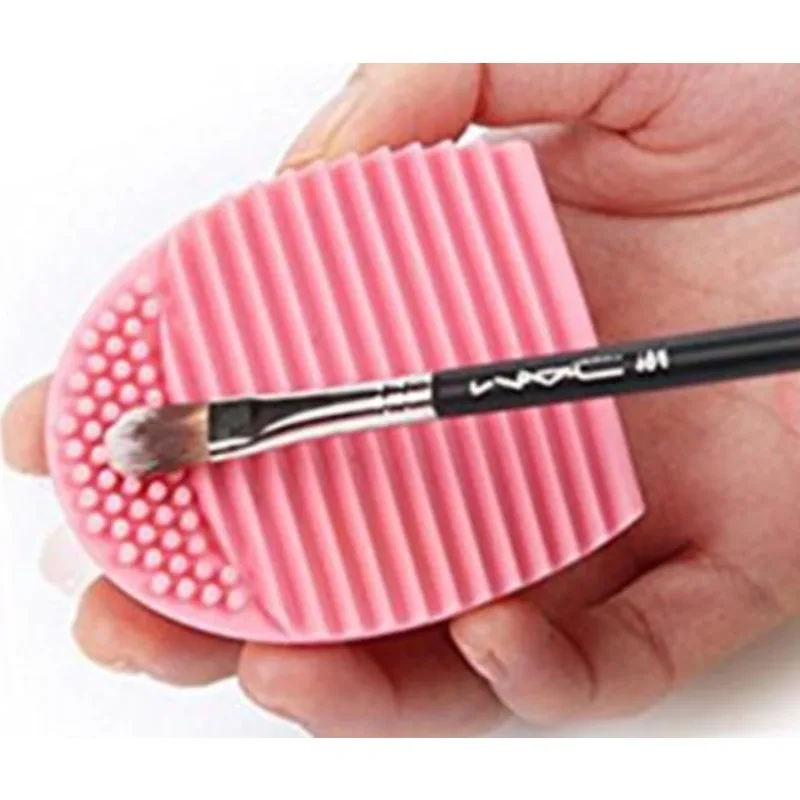 Pink Egg Shaped Silicone Makeup Brush Cleaner, Textured Quick Cleaning Tool, Odorless Durable