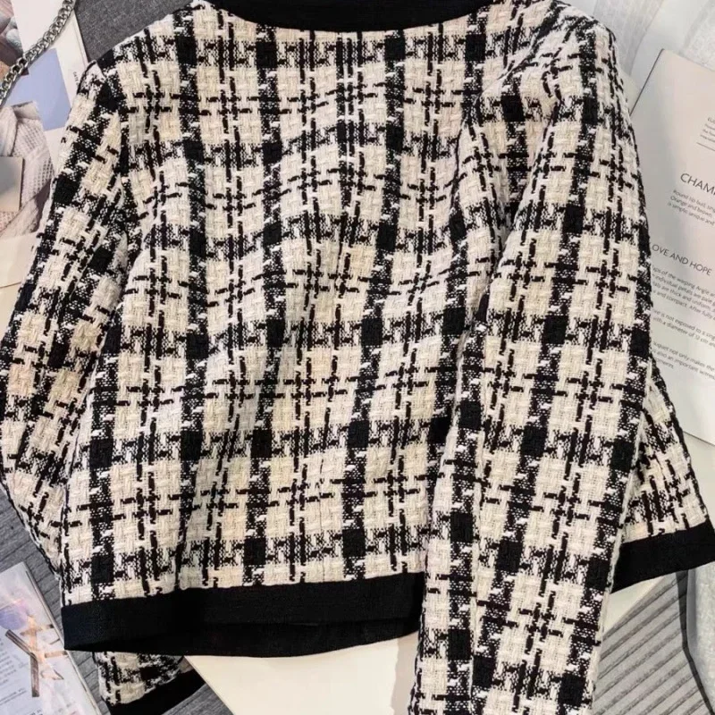 2025 nouveau automne hiver vestes femmes ample Plaid court Outwaer femme décontracté tout-match tempérament chaud dames pardessusLIBIELI