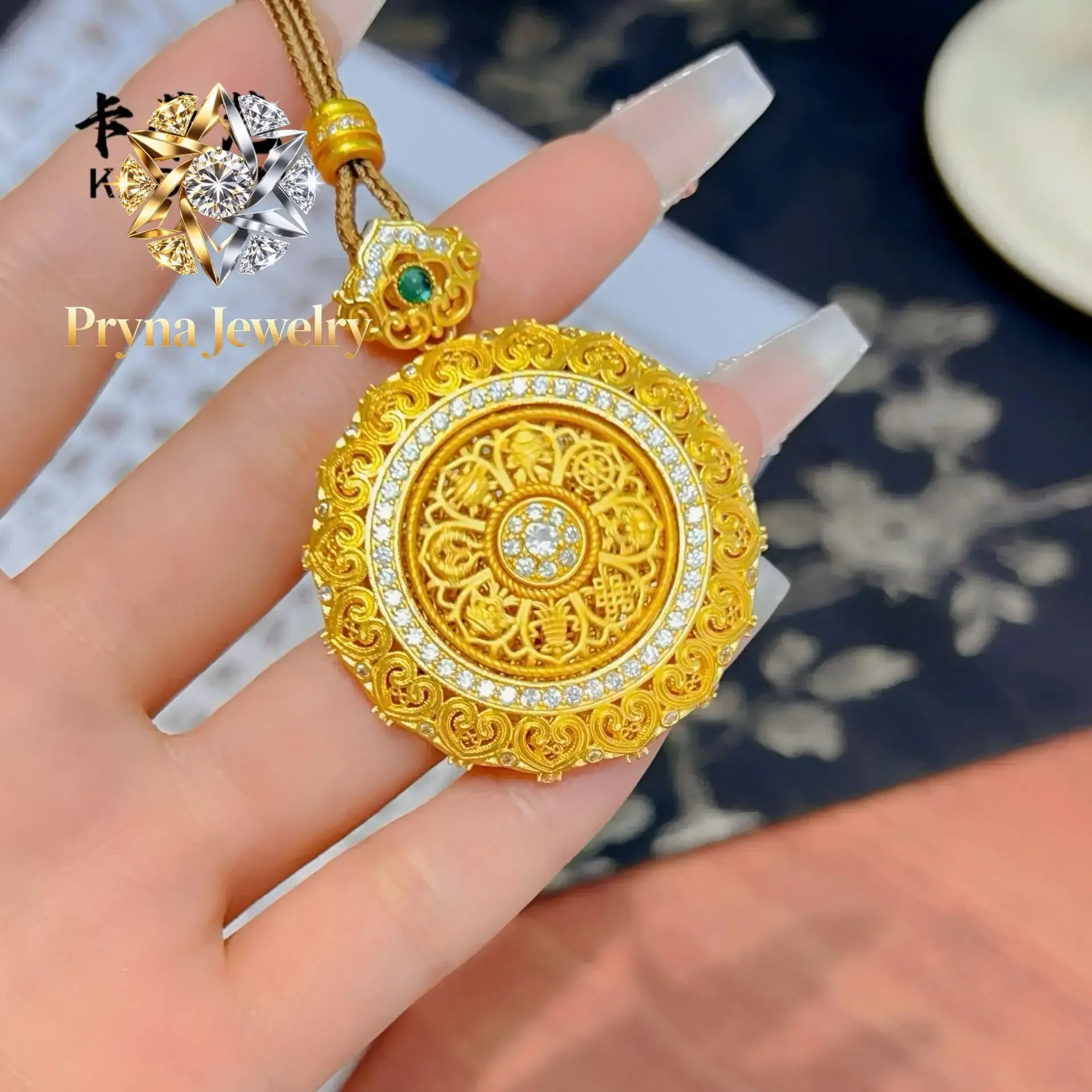 Pryna Jewelry  Gold shop 24K real gold rotatable Ruyi compass pendant au999 pure gold dot diamond rotating eight treasure compas