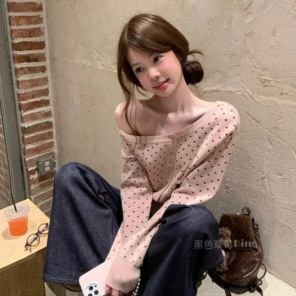 

Autumn Korean Skew Collar Knitted Polka Dot Cardigan New Slim Fit Sweater Short Length Long Sleeved Knitwear