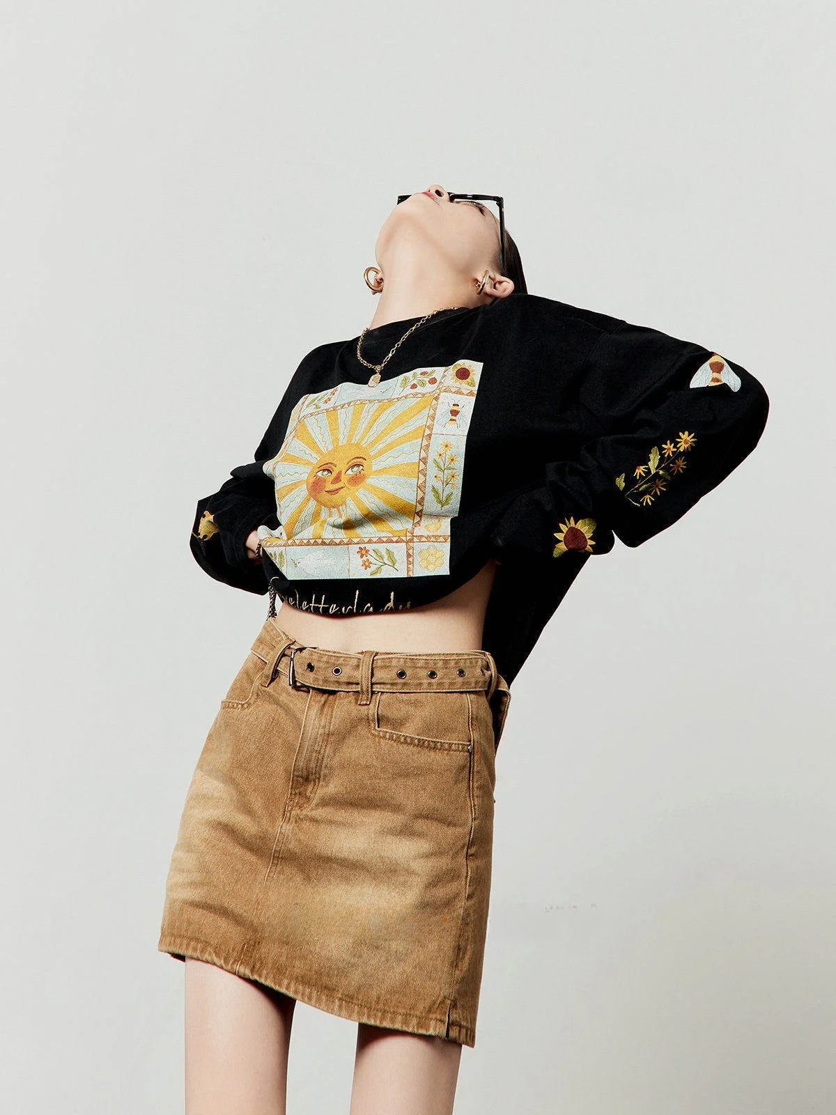 

Повседневная женская футболка с длинным рукавом, новинка весенней коллекции, с принтом Sun Praise, свободного кроя, из хлопка, удобная, дышащая, с круглым вырезом