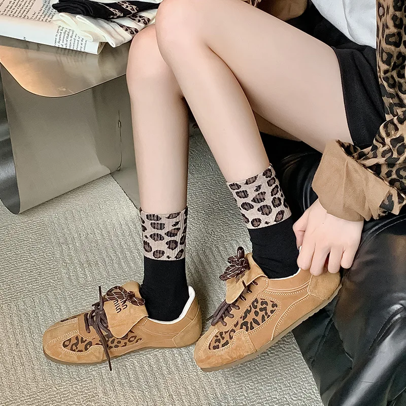 

Женские носки, корейские кавайные высококачественные удобные хлопковые носки для девочек, милые крутые носки средней длины с леопардовым принтом Y2K в стиле ретро